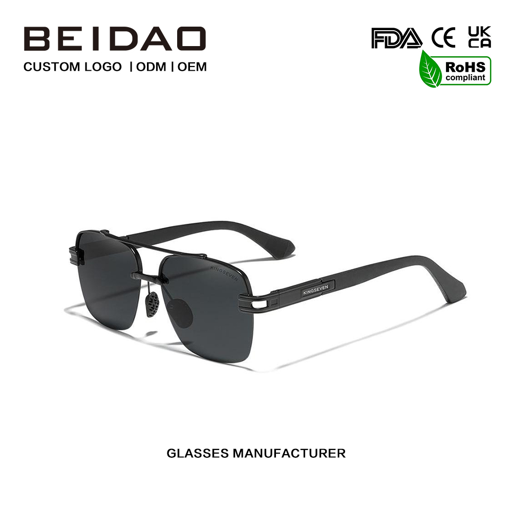 வண்ணமயமான ரெட்ரோ போலரைஸ்டு சன்கிளாஸ்கள்